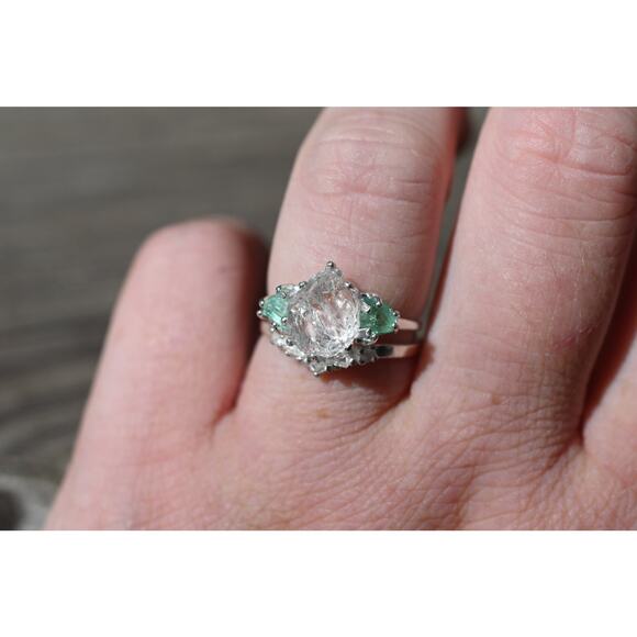 Pear shaped lake county diamond and emerald engagement ring set - Picture 1 of 5